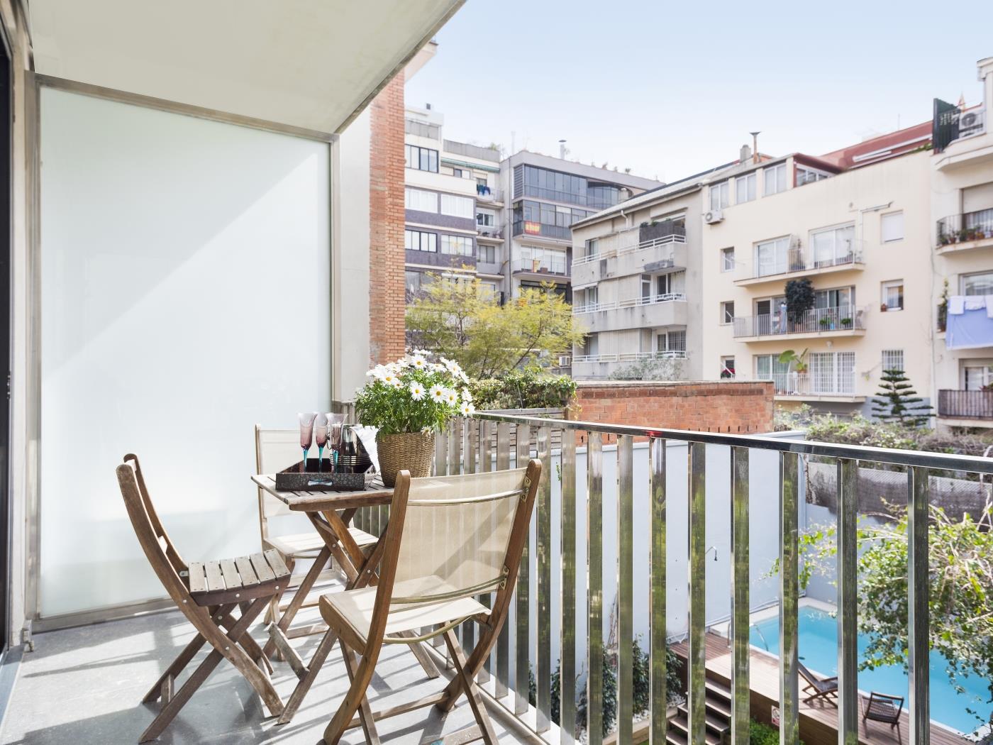 My Space Barcelona Executive Apartment in Sant Gervasi with terrace for 4 - My Space Barcelona Apartments